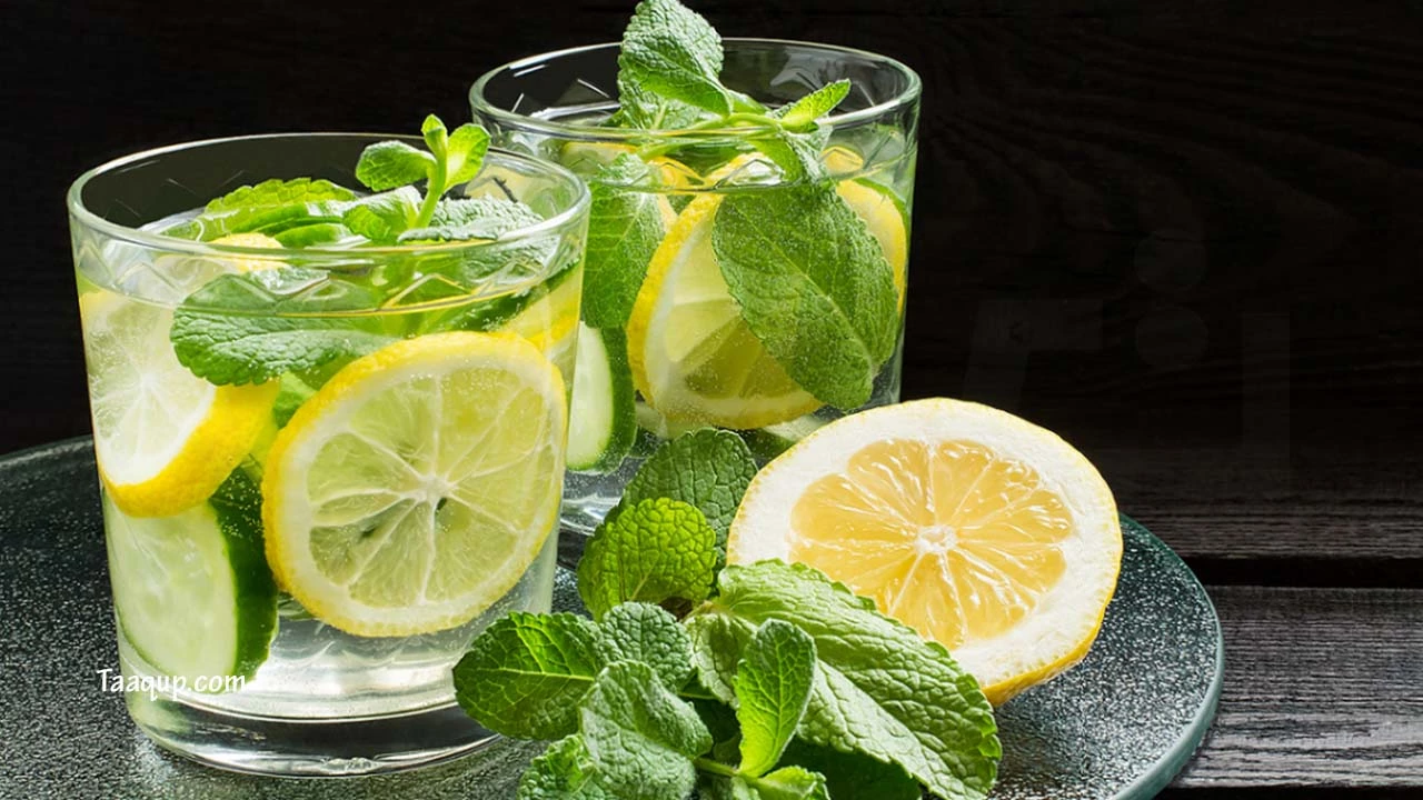 منقوع الخيار والليمون والنعناع من أشهر مشروبات تخلص الجسم من السموم، والتخلص من السموم، وتعتبر مشروبات من الطبيعة بدون أي أثار جانبية.